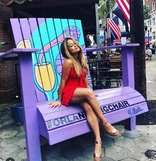 Kayla Becker feet photo thumbnail