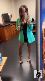 Kayla Becker feet photo thumbnail