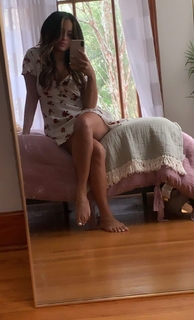 Kayla Becker feet photo thumbnail