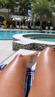 Kayla Becker feet photo thumbnail