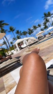 Kayla Becker feet photo thumbnail