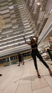 Kayla Becker feet photo thumbnail