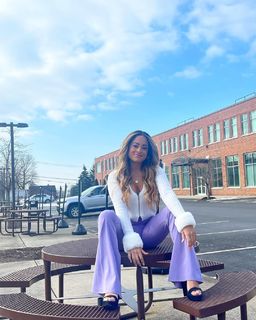 Kayla Becker feet photo thumbnail