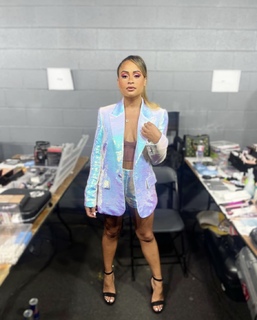 Kayla Becker feet photo thumbnail