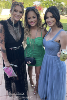 Kayla Becker feet photo thumbnail