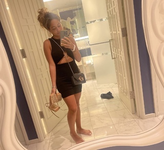 Kayla Becker feet photo thumbnail