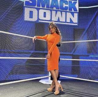 Kayla Becker feet photo thumbnail