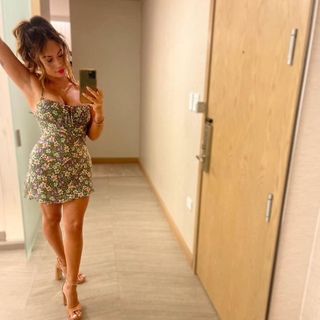 Kayla Becker feet photo thumbnail