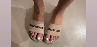 Kayla Becker feet photo thumbnail