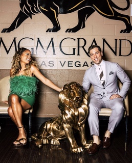 Kayla Becker feet photo thumbnail