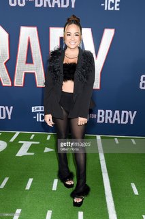 Kayla Becker feet photo thumbnail