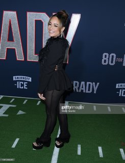 Kayla Becker feet photo thumbnail