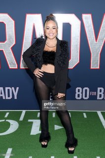 Kayla Becker feet photo thumbnail