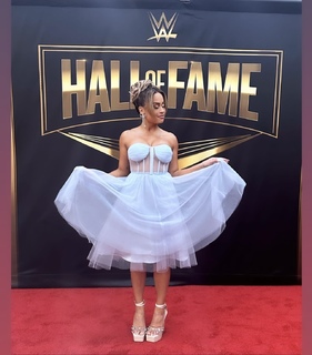 Kayla Becker feet photo thumbnail