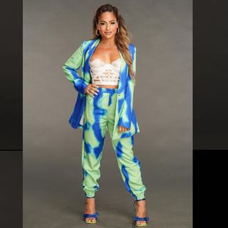 Kayla Becker feet photo thumbnail