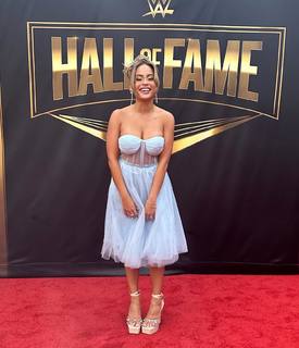 Kayla Becker feet photo thumbnail