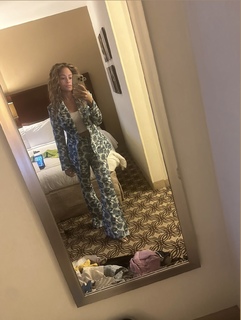 Kayla Becker feet photo thumbnail