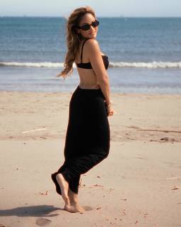 Kayla Becker feet photo thumbnail