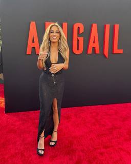 Kayla Becker feet photo thumbnail