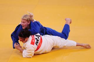 Kayla Harrison feet photo thumbnail