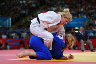 Kayla Harrison feet photo thumbnail