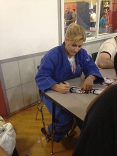 Kayla Harrison feet photo thumbnail