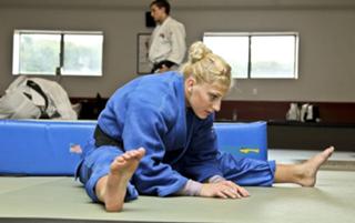 Kayla Harrison feet photo thumbnail