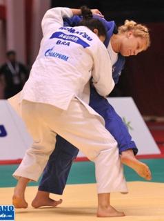 Kayla Harrison feet photo thumbnail