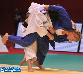 Kayla Harrison feet photo thumbnail