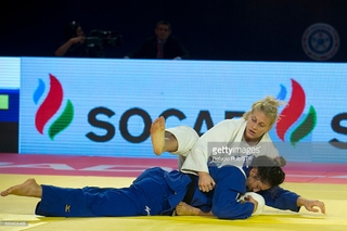 Kayla Harrison feet photo thumbnail