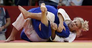 Kayla Harrison feet photo thumbnail