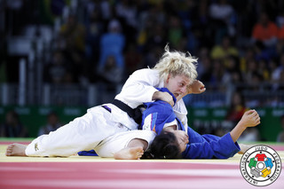 Kayla Harrison feet photo thumbnail