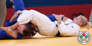 Kayla Harrison feet photo thumbnail