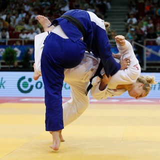 Kayla Harrison feet photo thumbnail