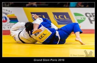 Kayla Harrison feet photo thumbnail