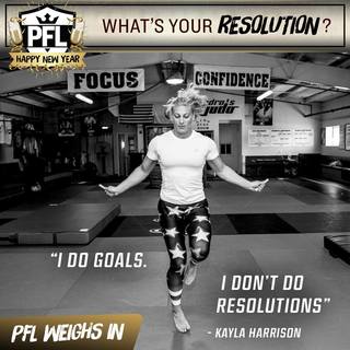 Kayla Harrison feet photo thumbnail
