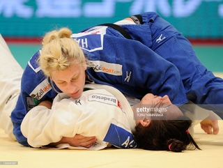 Kayla Harrison feet photo thumbnail