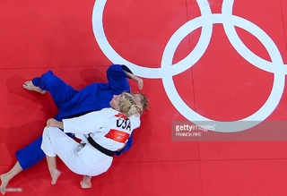 Kayla Harrison feet photo thumbnail