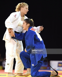 Kayla Harrison feet photo thumbnail