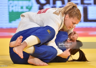 Kayla Harrison feet photo thumbnail