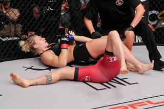 Kayla Harrison feet photo thumbnail