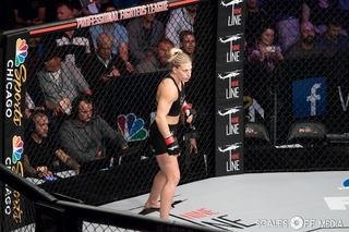 Kayla Harrison feet photo thumbnail