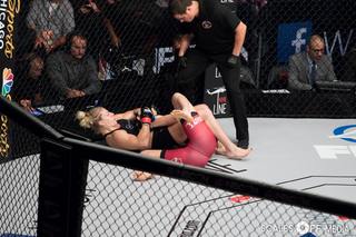 Kayla Harrison feet photo thumbnail