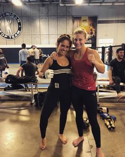 Kayla Harrison feet photo thumbnail