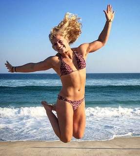 Kayla Harrison feet photo thumbnail