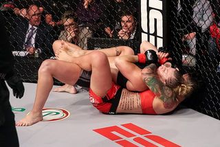 Kayla Harrison feet photo thumbnail