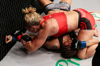 Kayla Harrison feet photo thumbnail