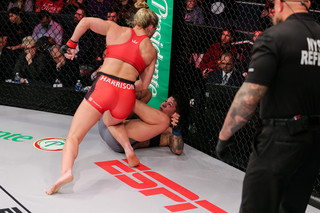 Kayla Harrison feet photo thumbnail