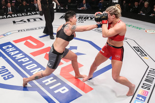 Kayla Harrison feet photo thumbnail