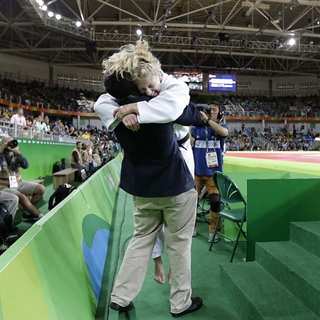Kayla Harrison feet photo thumbnail